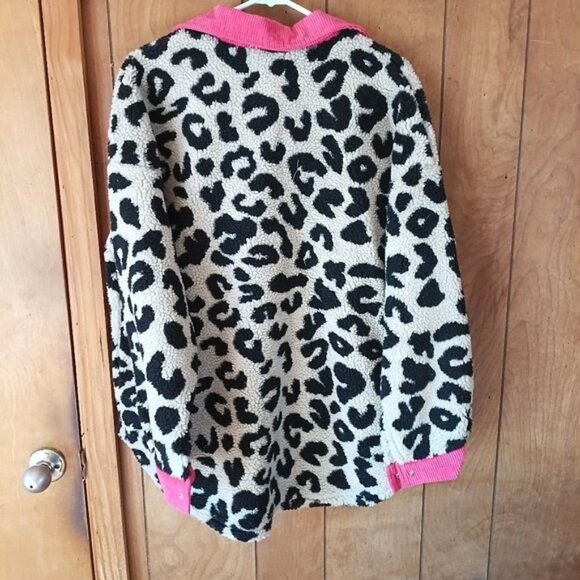 Discount Divas Leopard Print Pink Sherpa Fleece Jacket Size Small new - Picture 4 of 4